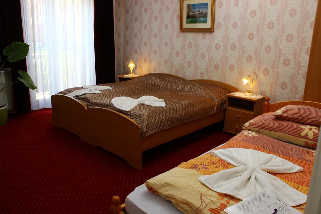 Bed and Breakfast Kalman Panzio Segedín Exteriér fotografie